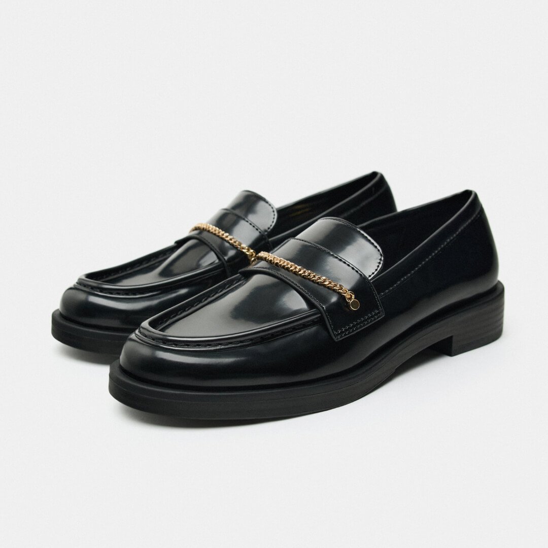 Loafers with Chain – S&J Consulting